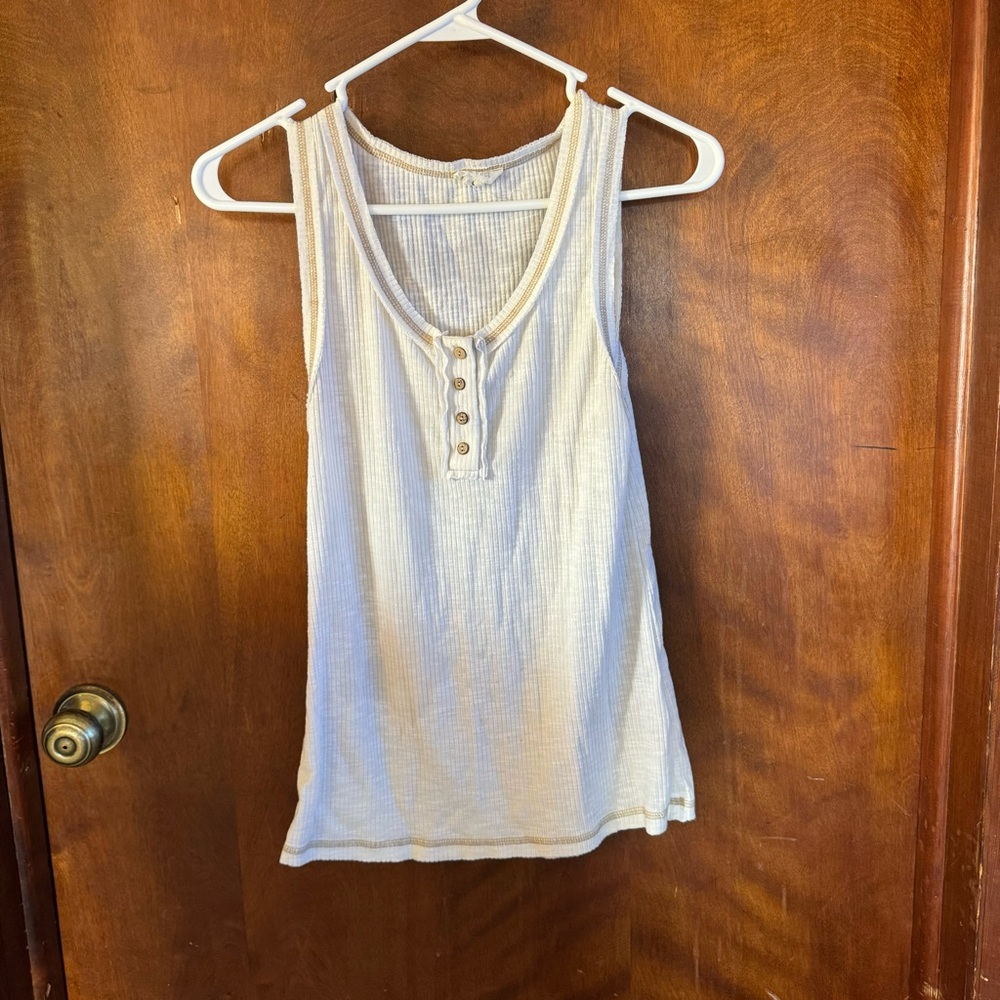 La miel button tank top. White with brown/tan stitching. Size large